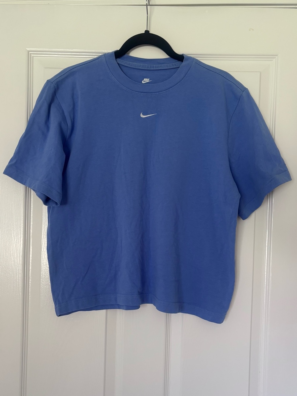 Nike Sportswear Essential Boxy T-Shirt Women’s size S Polar